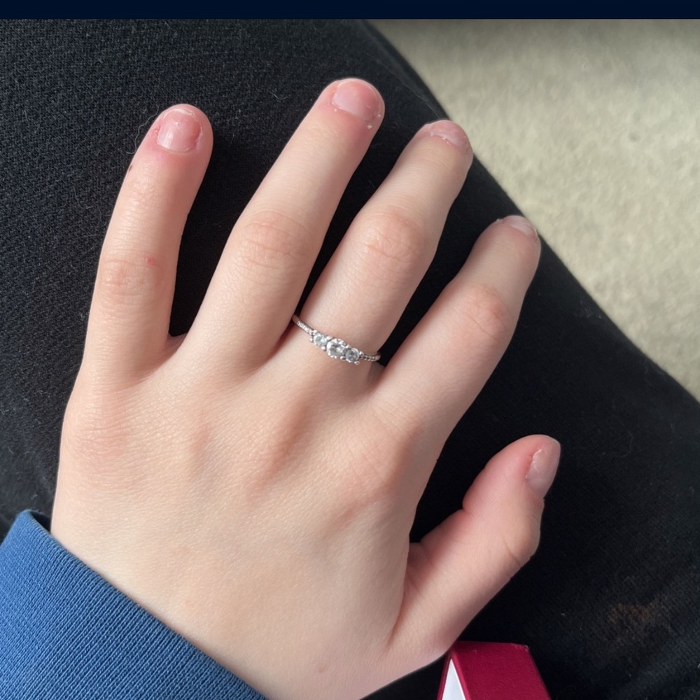 Diamond ring